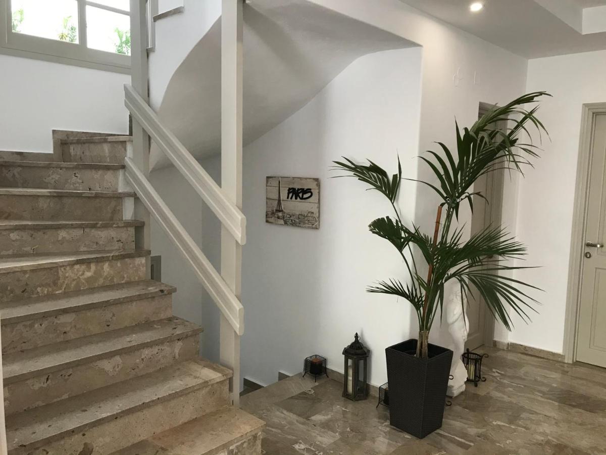 Vassiliki Rooms Parikia  Ngoại thất bức ảnh