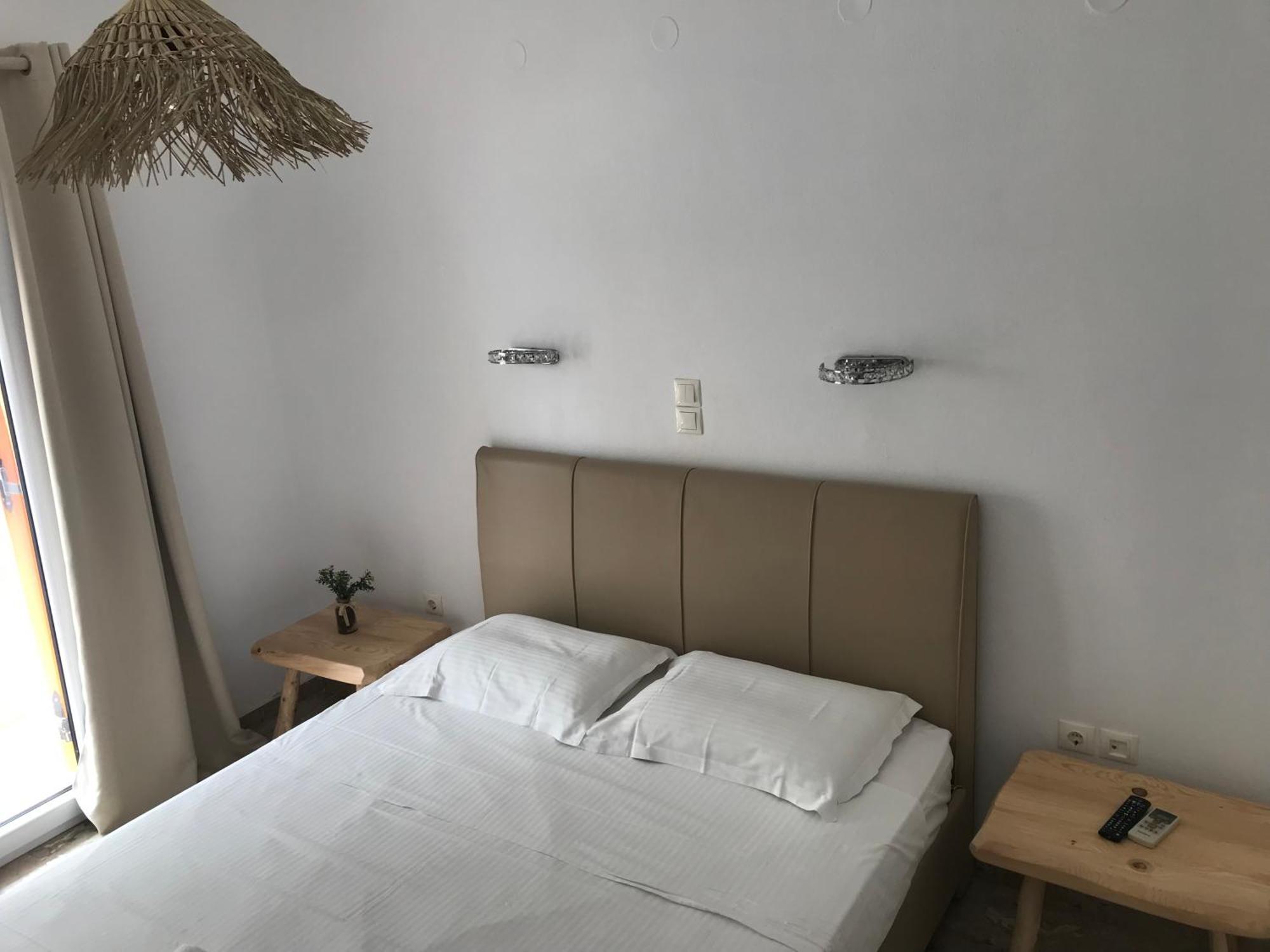 Vassiliki Rooms Parikia  Ngoại thất bức ảnh